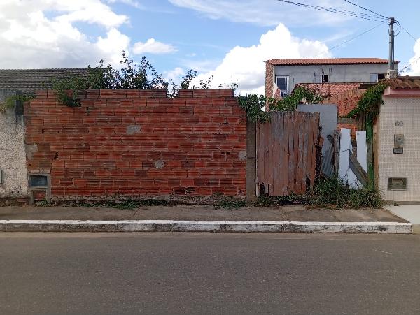 Terreno sem área privativa em Vitória da Conquista - BA