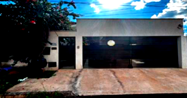 Casa em Goiânia com 172m² construída e 220m² de terreno