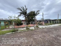 Casa com 3 quartos, 108m², terreno 300m², desocupada