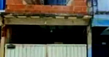 Casa em leilão com 3 quartos e 2 banheiros