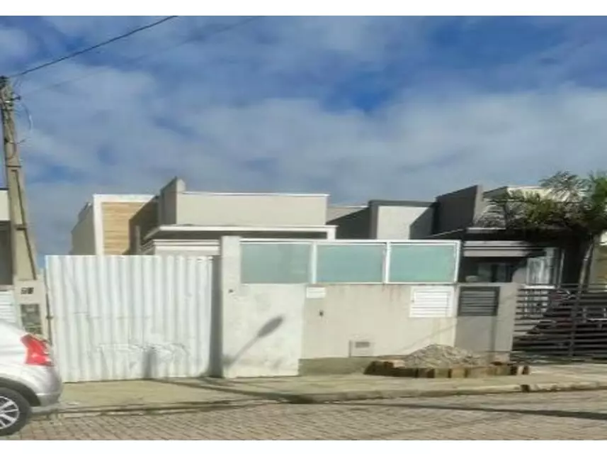 Casa em Leilão com 53m² Construída em Tijucas/SC