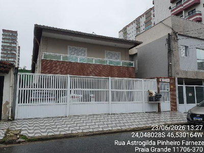 Casa com 2 quartos, 1 vaga e 49,20 m²