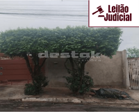 Casa com 2 dormitórios em Guapiaçu/SP