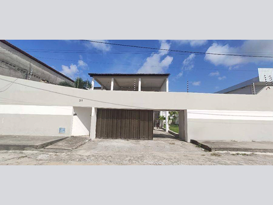 Casa com 400m² de terreno e 378m² construída em Fortaleza