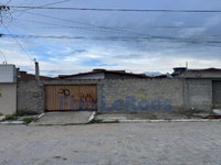 Casa com 2 Quartos, 1 Vaga, Área Total 49m²