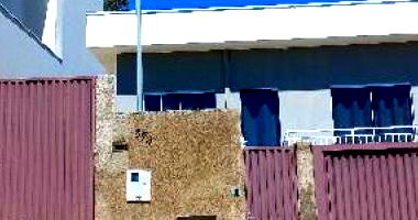 Casa 2 quartos, 2 vagas, 51m² construída, terreno 200m²