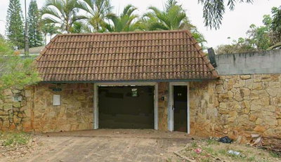 Chácara ocupada com terreno de 2.500 m²