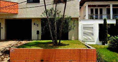 Apartamento com 2 quartos, 2 vagas e 120m² construídos