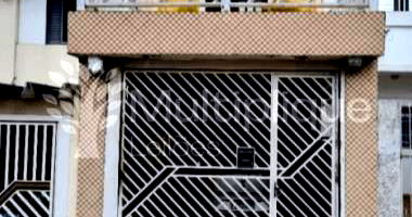 Casa aconchegante com 75m² de área total, desocupada