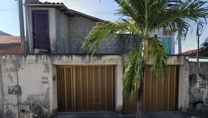 Casa com 4 quartos em Fortaleza
