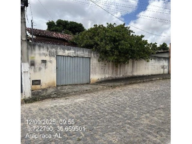 Casa com 3 quartos em Arapiraca/AL
