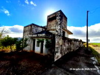 Casa inacabada com 440m² e terrenos em Guaraciaba/SC