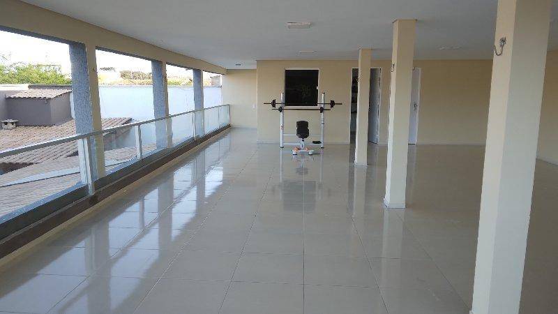 Casa ocupada com 200m² terreno e 272m² construída
