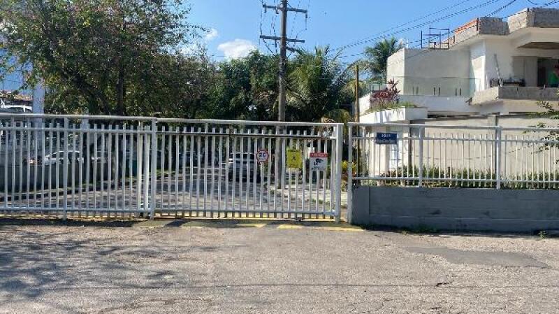 Casa com 4 Quartos e 1 Vaga em Jacarepaguá