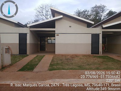Casa com 2 Quartos e Garagem em Condomínio