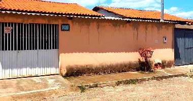 Casa com 2 Quartos e 1 Vaga em Aguas Lindas de Goiás