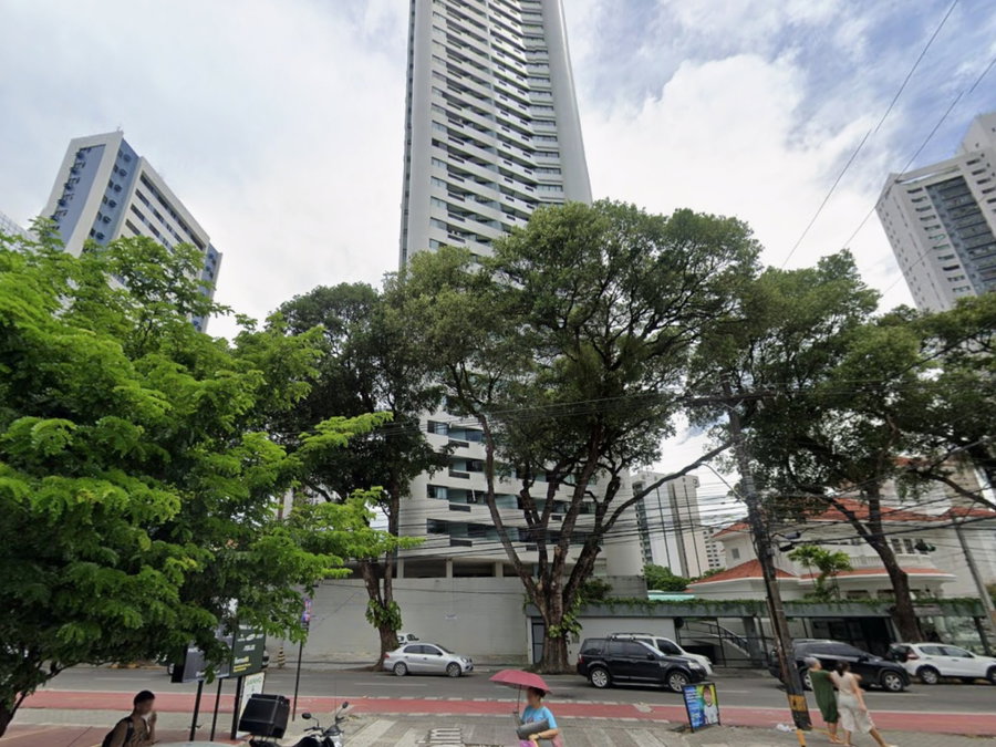 Apartamento de luxo com 217m², 3 suítes e 3 vagas em Aflitos