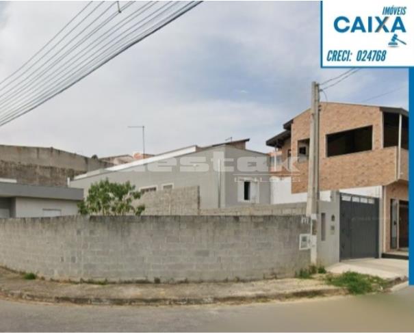 Casa com 2 quartos e 65m² em Jacareí/SP com 38% de desconto