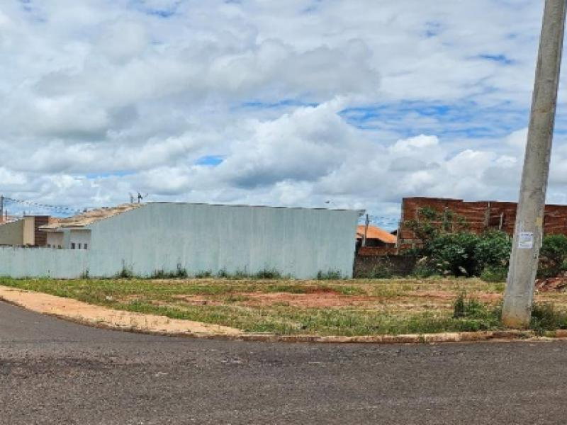 Terreno em Piacatu - SP com 150m²