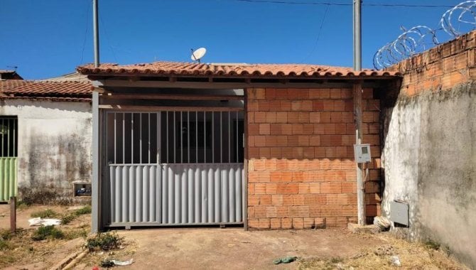 Casa em Condomínio com 2 Quartos em Valparaíso de Goiás