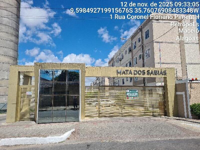 Apartamento com 2 quartos, 1 vaga, 93,34m²