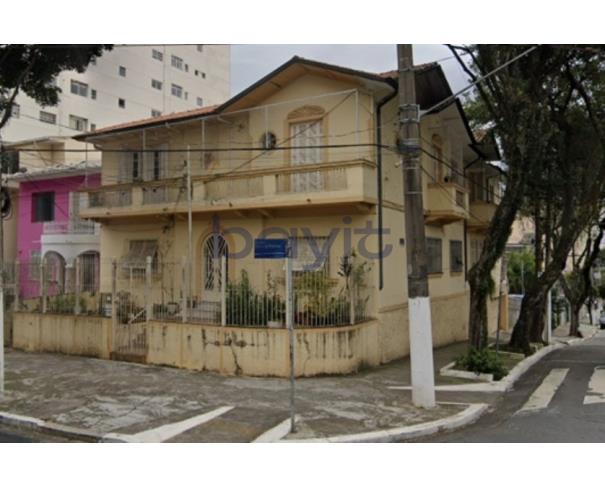 Apartamento térreo 80m² com vaga e quarto de empregada em Aclimação