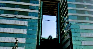 Sala Comercial Ocupada no Edifício Hellix Business Center