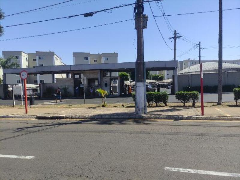 Apartamento com 2 quartos em São Carlos/SP