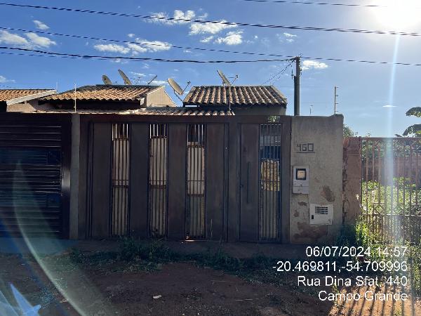 Casa com 2 Quartos e 1 Vaga em Jardim Carioca