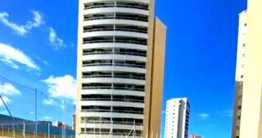 Apartamento Ocupado com 2 Vagas em Fortaleza