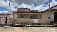 Casa com 2 Quartos e 1 Vaga no Centro de Cerro Cora