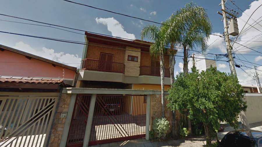 Casa com 4 Quartos e 2 Banheiros no Parque Taquaral
