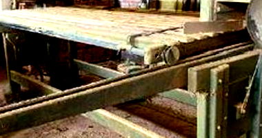 Lixadeira de Disco com Mesa e Motor de 2 HP