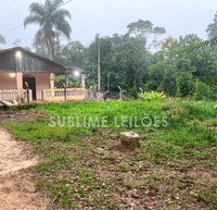 Terreno com Construção em Embu-Guaçu