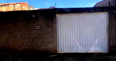 Casa com 2 Quartos e 1 Vaga em Uberlândia