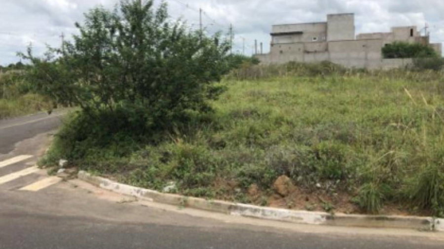 Terreno 221.98m² no Loteamento Vivari