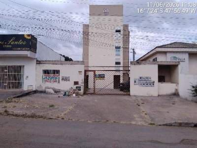 Apartamento com 2 Quartos e 1 Vaga em Cidade Ocidental