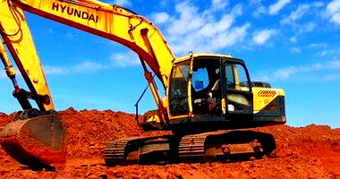 Escavadeira Hidráulica Hyundai Ano 2013