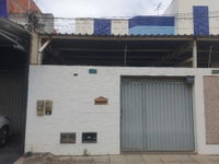 Casa aconchegante com 85m² construída, 2 vagas, ocupada