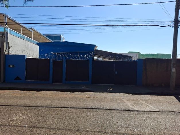 Prédio Comercial com Terreno de 360m²
