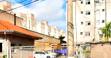 Apartamento em Osasco com 2 Quartos e Varanda