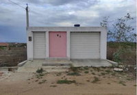 Casa padrão com 2 dormitórios e 1 vaga de garagem