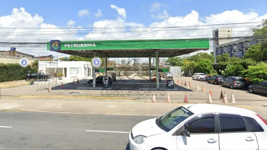 Posto de Combustíveis com 267m² de Área Construída em Recife/PE