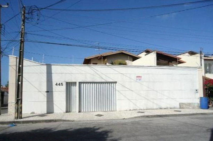 Casa Ocupada com 2 Quartos em Cambeba - Fortaleza/CE