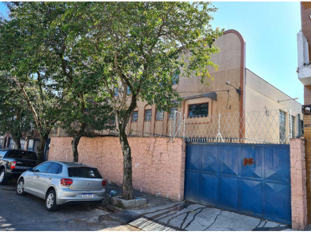 Espaçoso Prédio Comercial 492m² em Terreno 1.000m²