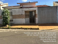 Casa com 3 quartos, 2 banheiros e 1 vaga de garagem