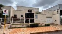 Imóvel comercial com 20 salas e 7 vagas de garagem em Andradina/SP