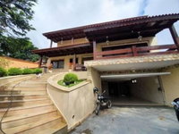 Casa 391m² com 3 dormitórios e 4 vagas