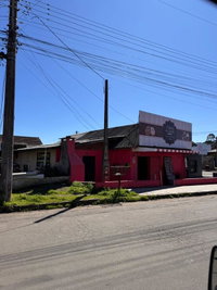 Terreno com área de 217m² e benfeitorias