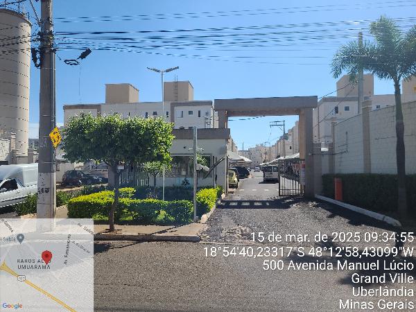 Apartamento com 2 quartos, WC, sala, cozinha e 2 vagas
